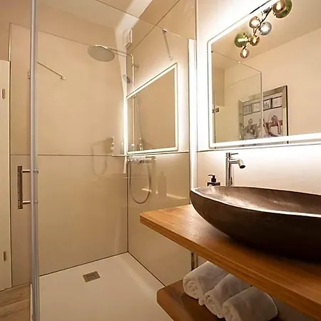 Haus Tonburg - Roligio-campus 4*